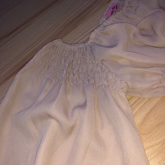 Top - Picture 4 of 4